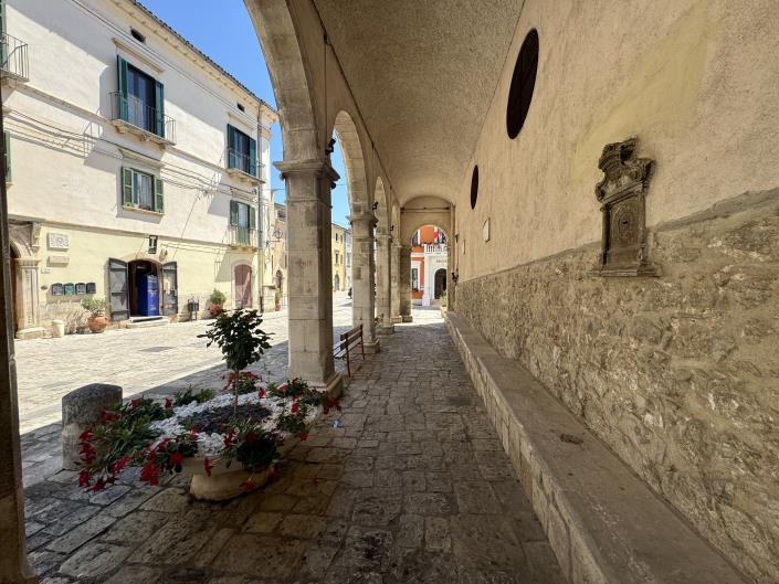 Image No.56-2 Bed Townhouse for sale