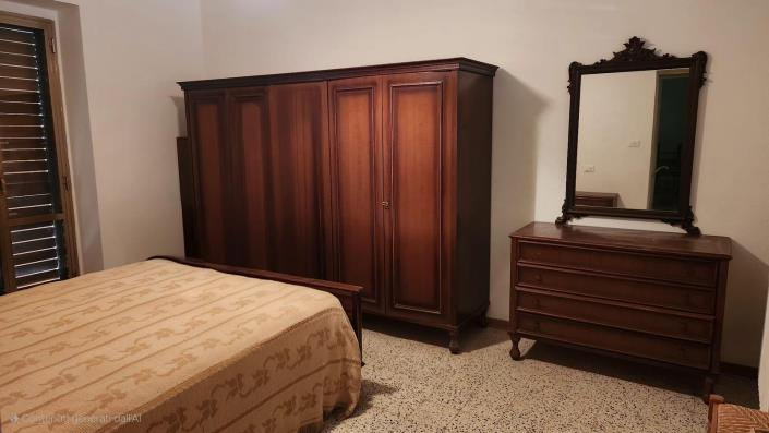 Image No.15-3 Bed Townhouse for sale