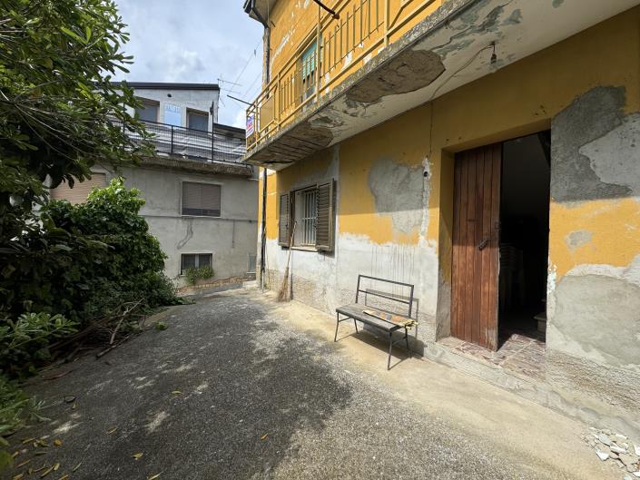 Image No.30-Jumelé de 2 chambres à vendre à Frisa