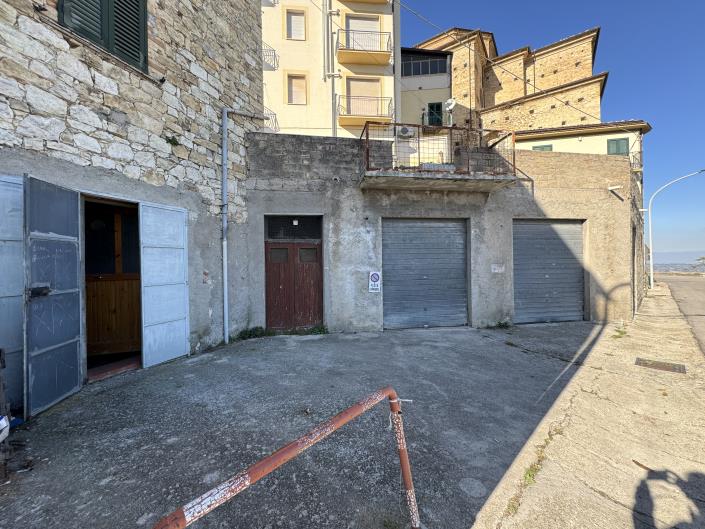 Image No.4-3 Bed House for sale