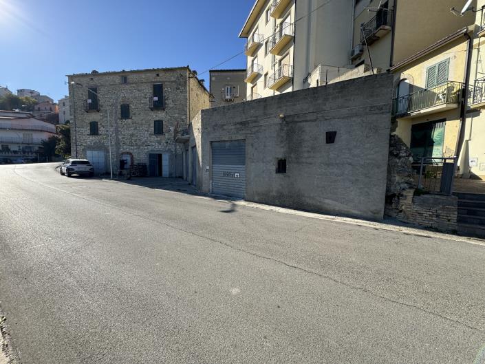 Image No.45-3 Bed House for sale