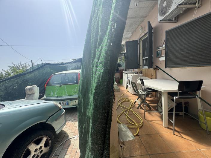 Image No.26-1 Bed Bungalow for sale