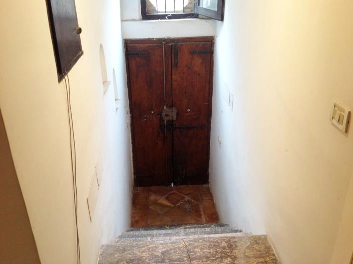 Image No.51-6 Bed Townhouse for sale