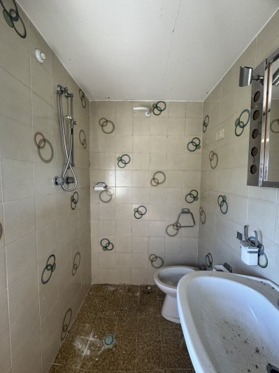 Image No.35-3 Bed House for sale