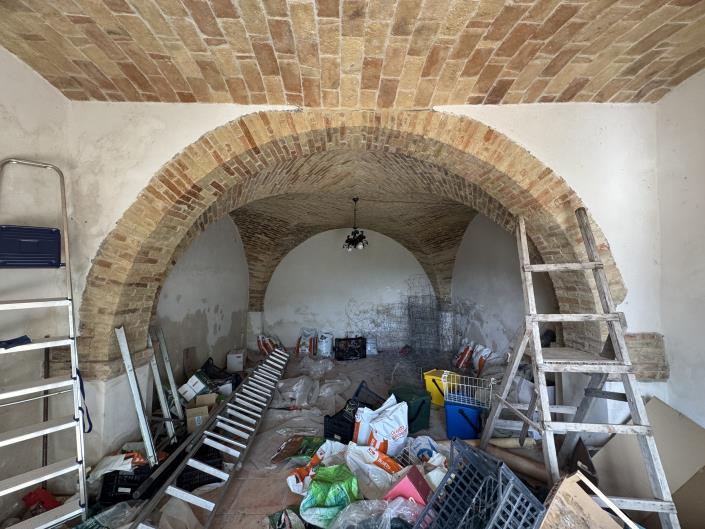 Image No.41-3 Bed House for sale