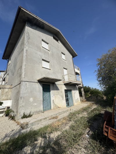 Image No.47-3 Bed House for sale