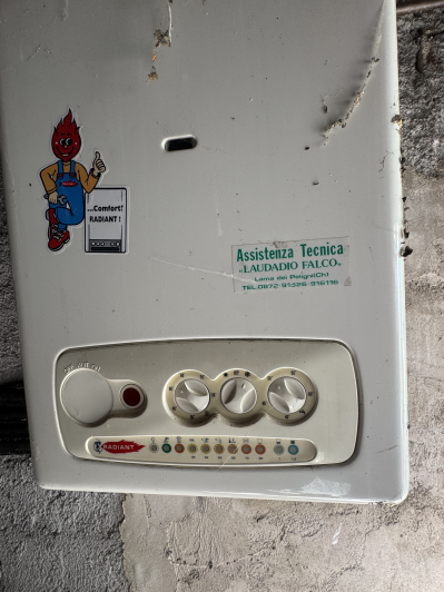 Image No.28-3 Bed Townhouse for sale