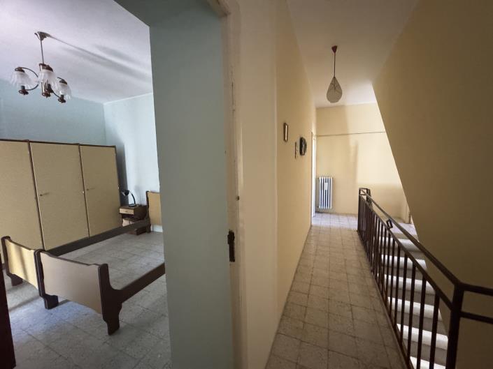 Image No.21-3 Bed Townhouse for sale