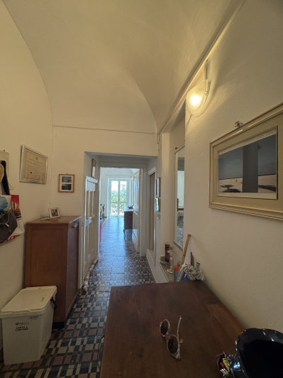 Image No.37-1 Bed Townhouse for sale