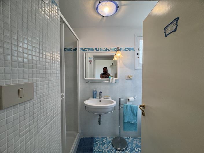 Image No.40-1 Bed Townhouse for sale