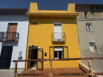 1 - Castél Frentano, Maison de ville
