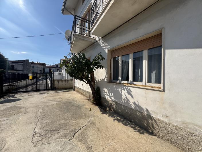 Image No.49-6 Bed Villa / Detached for sale