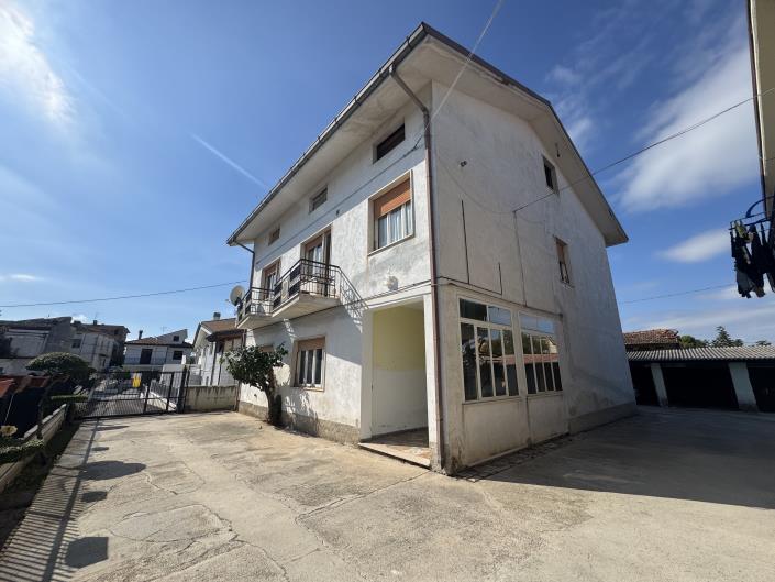 Image No.50-6 Bed Villa / Detached for sale