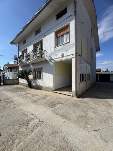 Image No.5-6 Bed Villa / Detached for sale