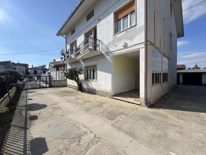 Image No.6-6 Bed Villa / Detached for sale