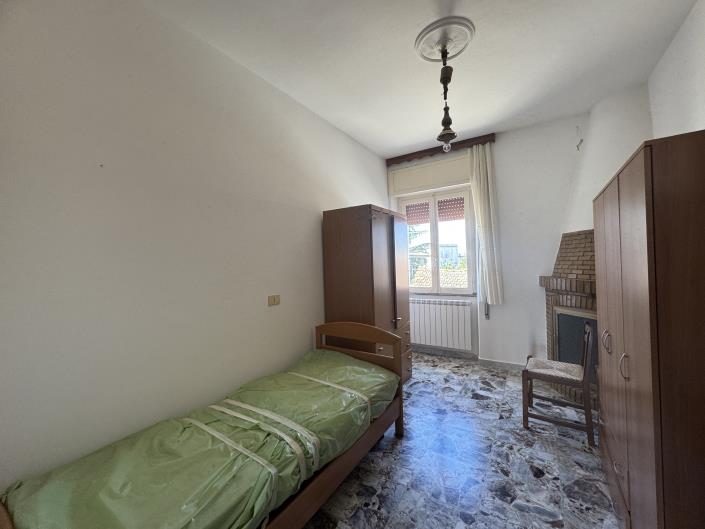 Image No.21-6 Bed Villa / Detached for sale