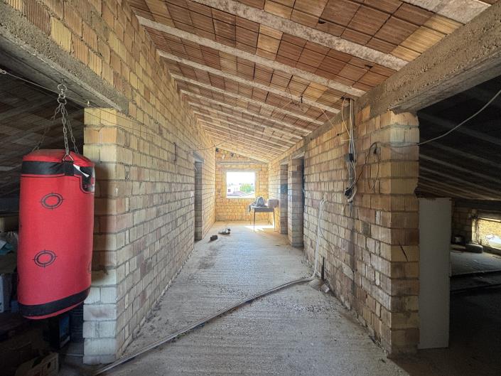 Image No.41-6 Bed Villa / Detached for sale