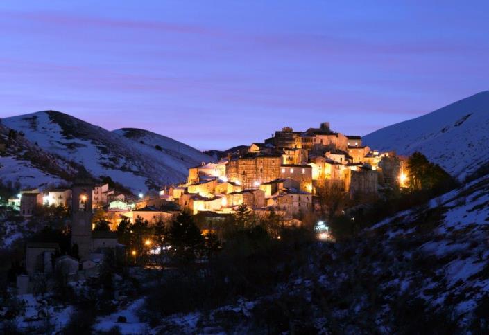 Image No.55-Maison de ville de 2 chambres à vendre à Montazzoli