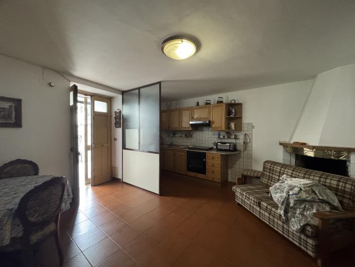 Image No.34-2 Bed Townhouse for sale