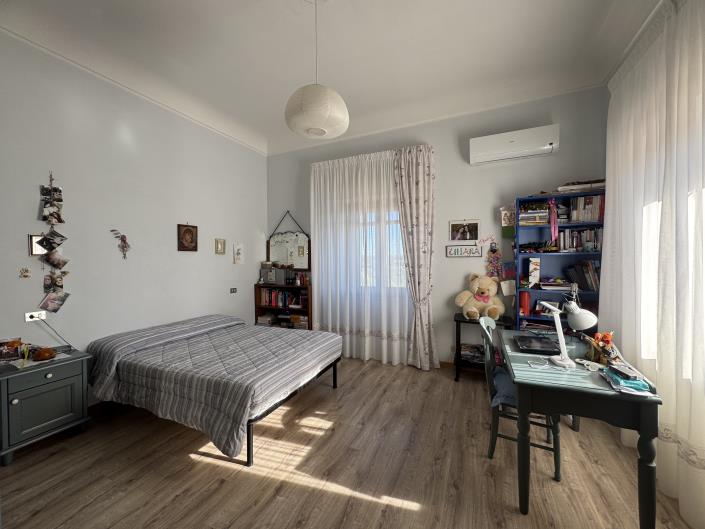 Image No.5-Villa / Detached for sale