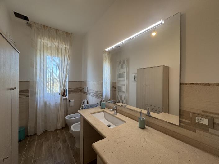 Image No.50-Villa / Detached for sale