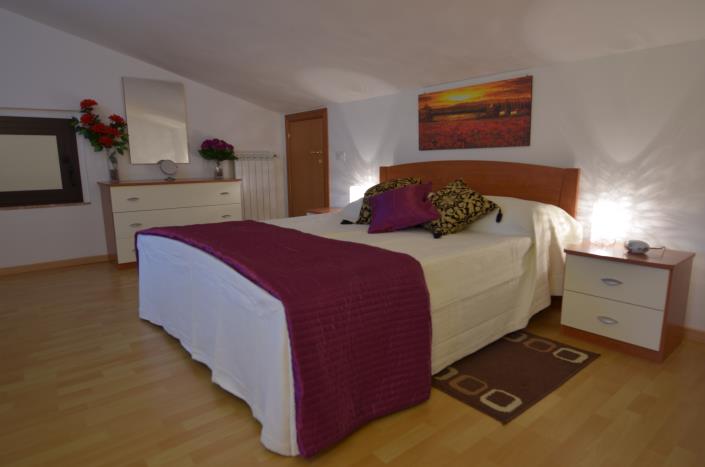 Image No.14-5 Bed Villa / Detached for sale