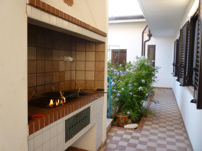 Image No.6-5 Bed Villa / Detached for sale