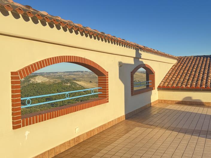 Image No.26-5 Bed Villa / Detached for sale