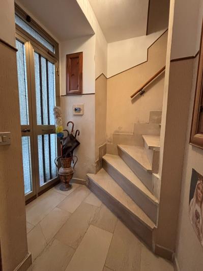 Image No.11-2 Bed Townhouse for sale