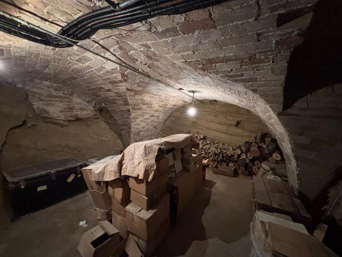 Image No.22-2 Bed Townhouse for sale