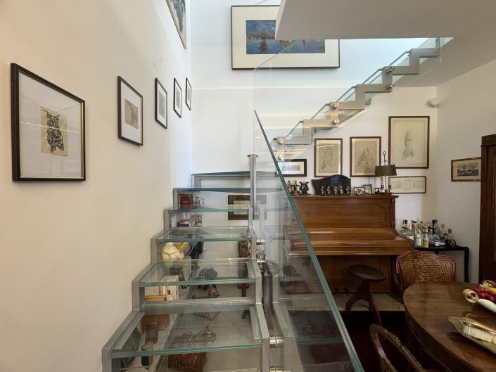 Image No.16-3 Bed Townhouse for sale