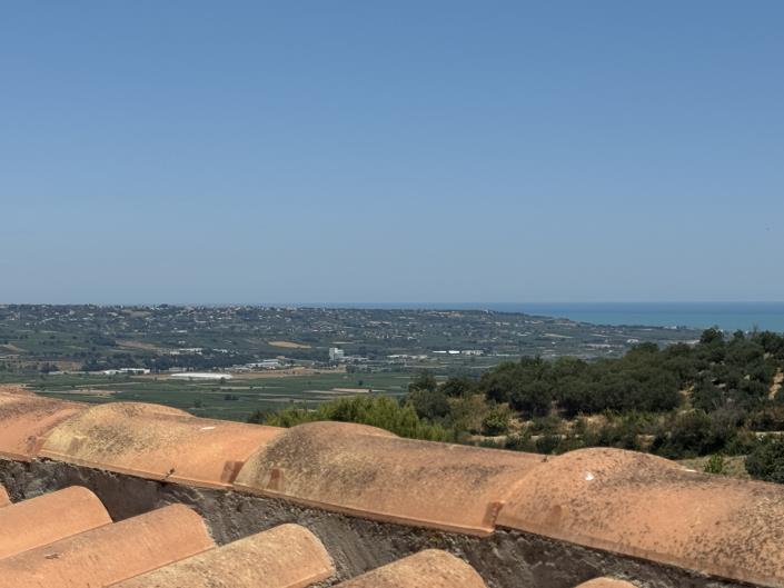 Image No.24-3 Bed Townhouse for sale