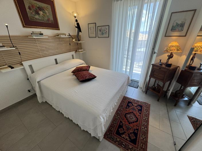 Image No.47-3 Bed Townhouse for sale