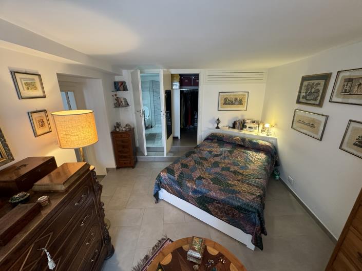 Image No.38-3 Bed Townhouse for sale