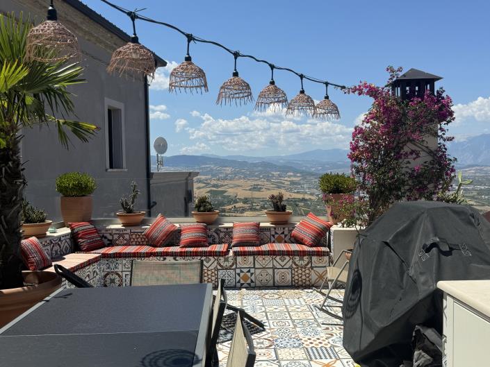 Image No.27-3 Bed Townhouse for sale