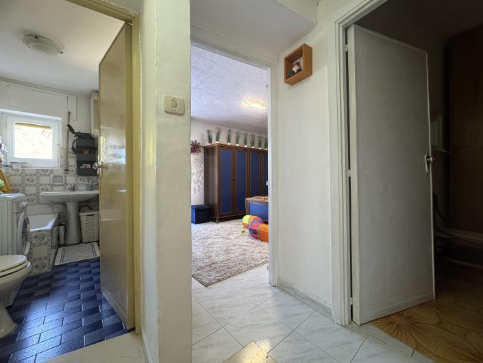 Image No.10-2 Bed Townhouse for sale