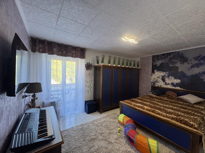 Image No.11-2 Bed Townhouse for sale