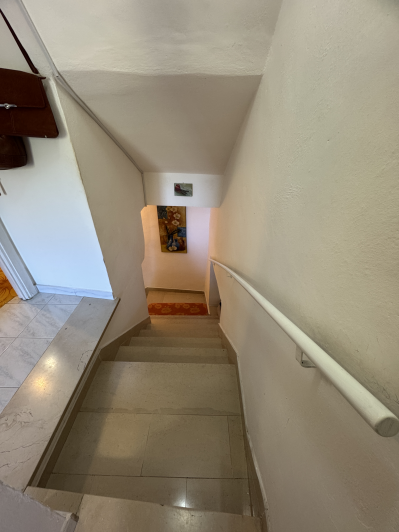 Image No.23-2 Bed Townhouse for sale