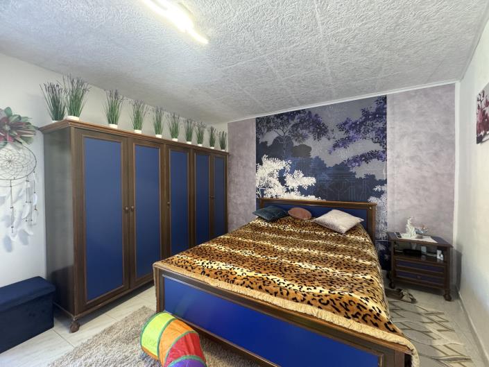 Image No.36-2 Bed Townhouse for sale