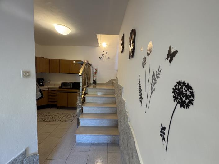 Image No.27-2 Bed Townhouse for sale