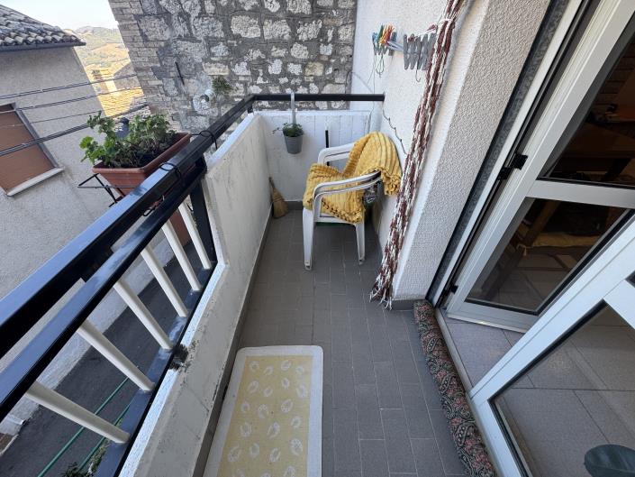 Image No.41-2 Bed Townhouse for sale