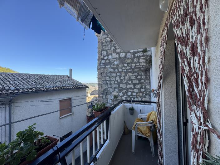 Image No.43-2 Bed Townhouse for sale