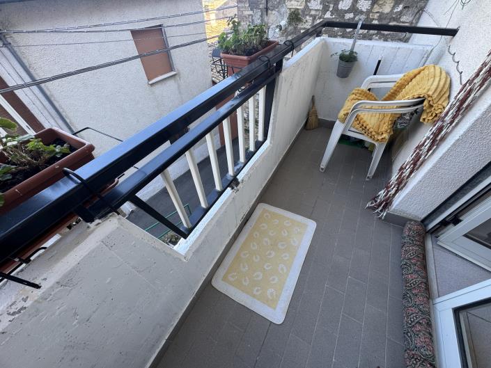 Image No.8-2 Bed Townhouse for sale