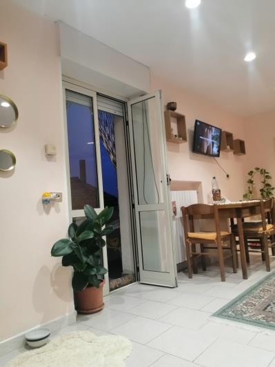 Image No.42-2 Bed Townhouse for sale