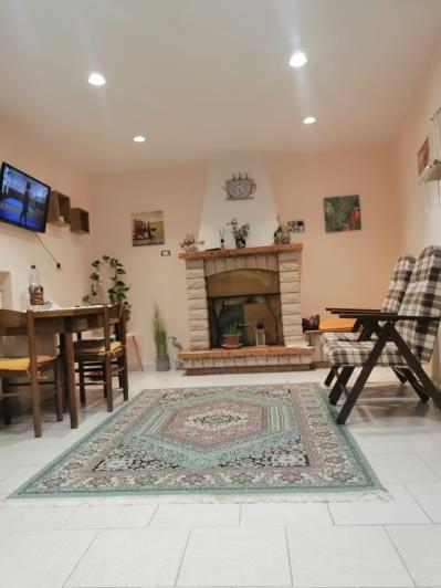 Image No.41-2 Bed Townhouse for sale