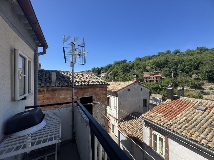 Image No.38-2 Bed Townhouse for sale