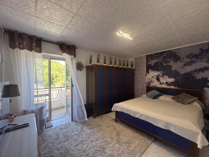 Image No.44-2 Bed Townhouse for sale