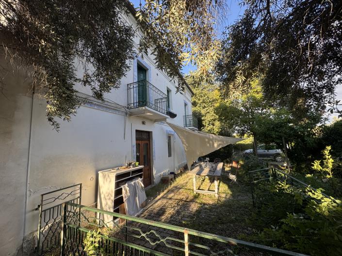 Image No.2-Ferme de 2 chambres à vendre à Lanciano