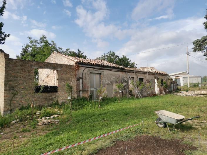 Image No.22-Ferme de 2 chambres à vendre à Lanciano