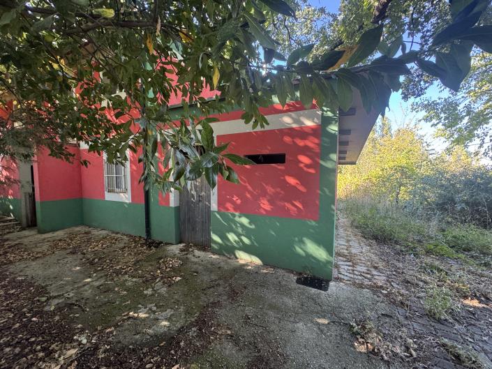 Image No.30-Farmhouse for sale